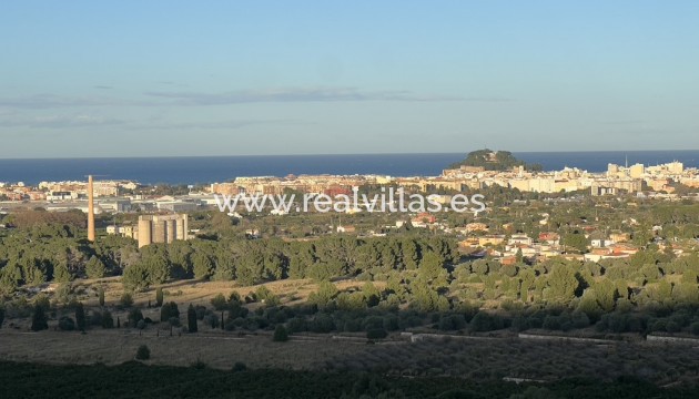 Building plot - Resale - Denia - La Pedrera