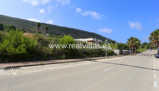 Building plot - Sale - Jávea - Cansalades