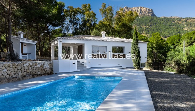 Chalet - Resale - Calpe - Zona Puerto Blanco - Maryvilla