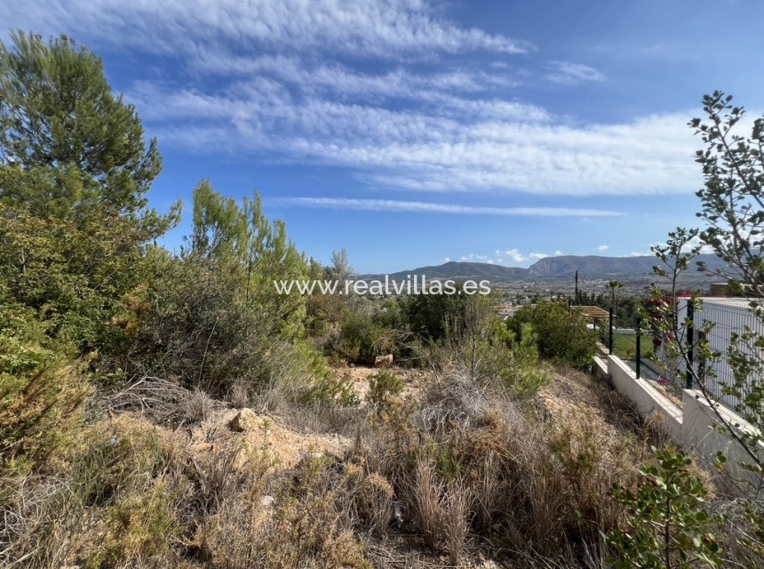 Resale - Building plot -
Jávea - El Garroferal