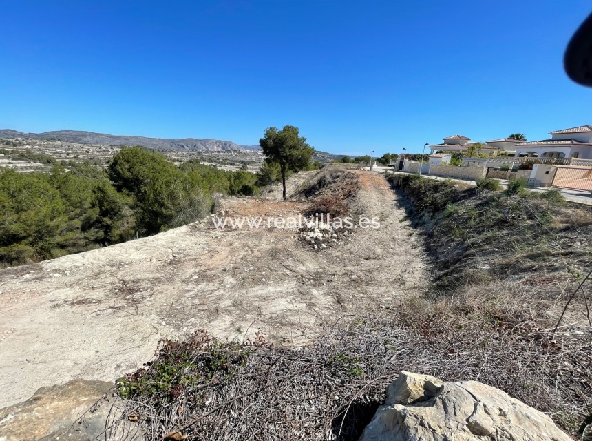 Resale - Building plot -
Moraira - Benimeit