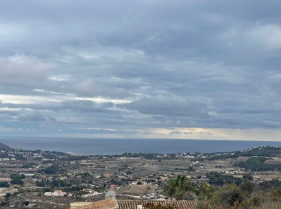 Resale - Building plot -
Moraira