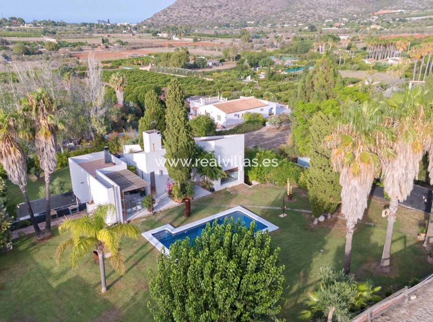 Resale - Finca / Country Property -
La Xara - Benimaquia