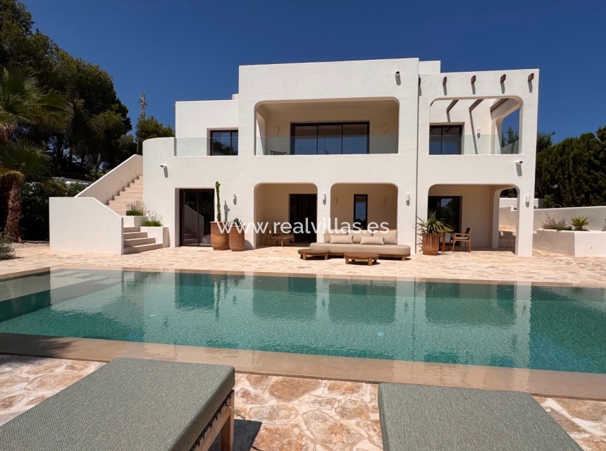 Resale - Luxury Villa -
a:1:{i:0;s:7: