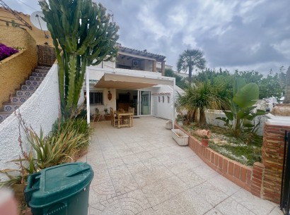 Resale - Town House -
Denia