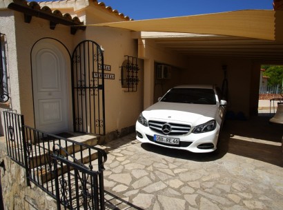 Resale - Villa -
Benissa - Montemar