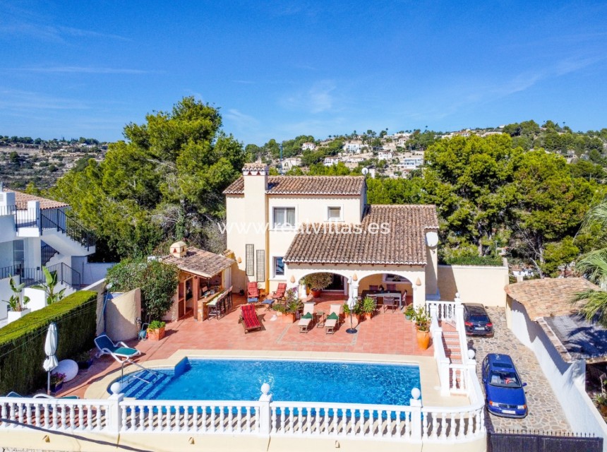 Resale - Villa -
Benissa - Montemar
