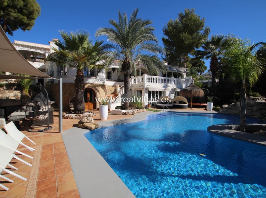 Resale - Villa -
Benissa - San Jaime