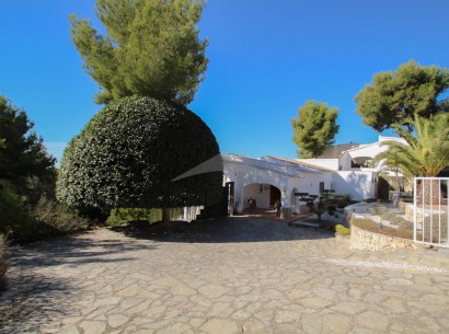 Resale - Villa -
Benissa - San Jaime