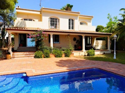 Resale - Villa -
Calpe - Calalga