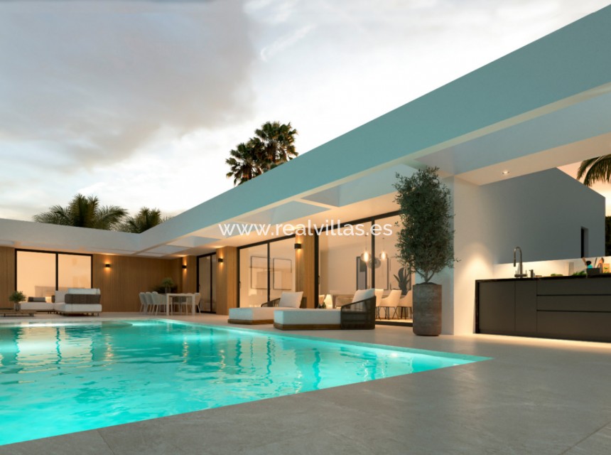 Resale - Villa -
Calpe - Empedrola