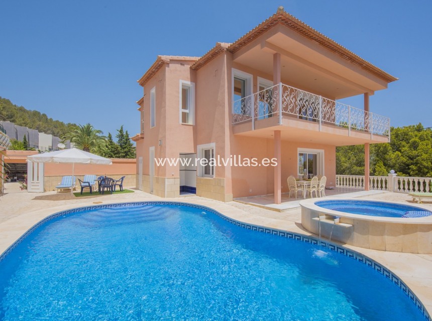 Resale - Villa -
Calpe - Oltamar