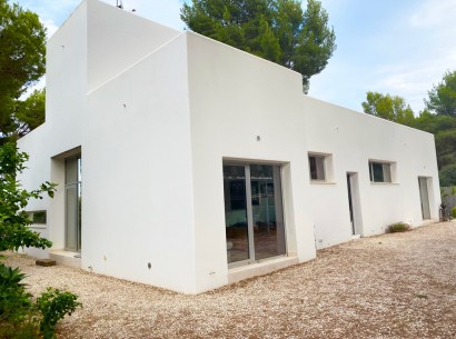 Resale - Villa -
Denia - Las Rotas