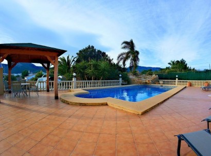 Resale - Villa -
Jalón - Xaló