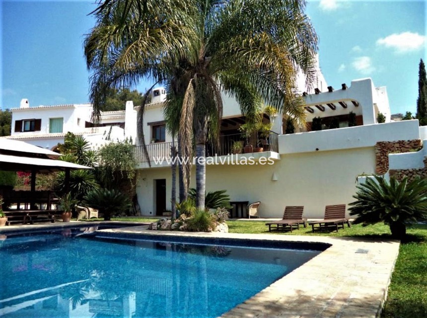 Resale - Villa -
Moraira - El Portet