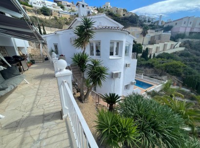 Resale - Villa -
Moraira - El Portet