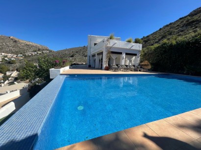 Resale - Villa -
Moraira - El Portet