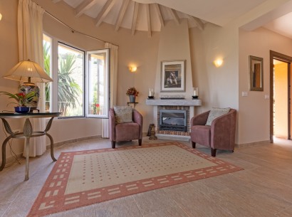 Resale - Villa -
Moraira - El Portet