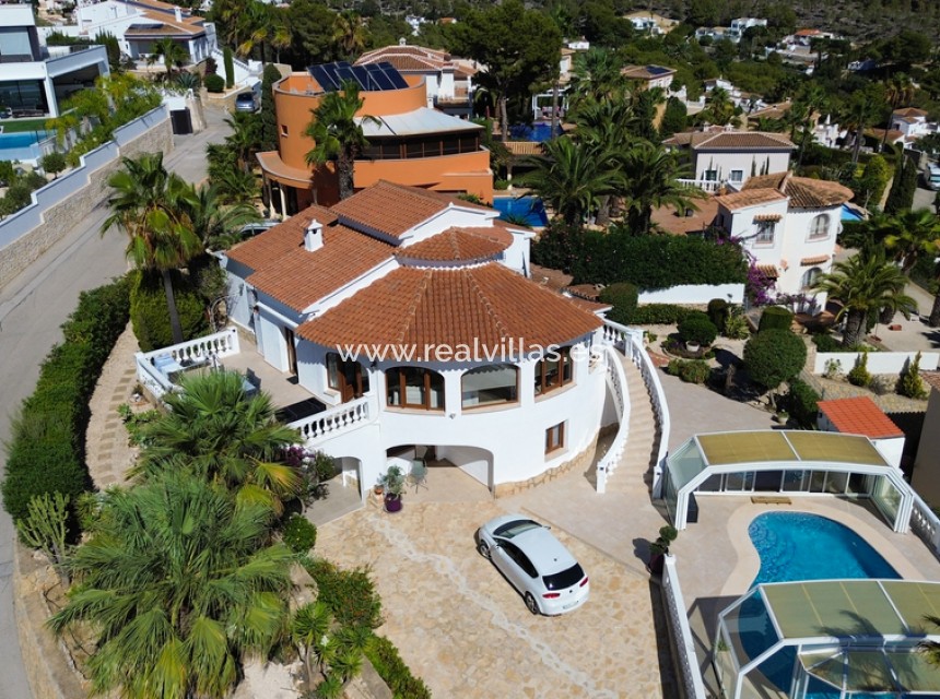 Resale - Villa -
Moraira - La Arnella