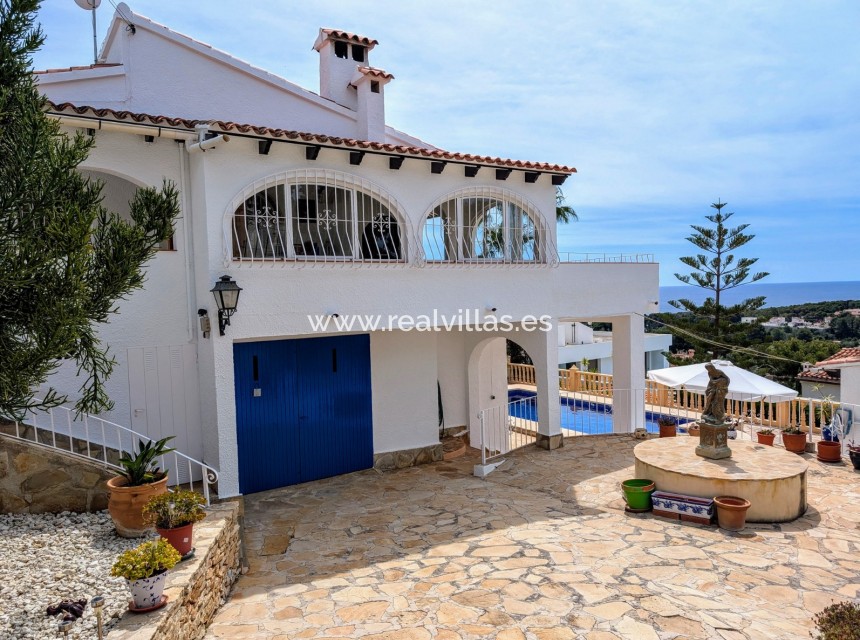 Resale - Villa -
Moraira - Pinar de L´Advocat