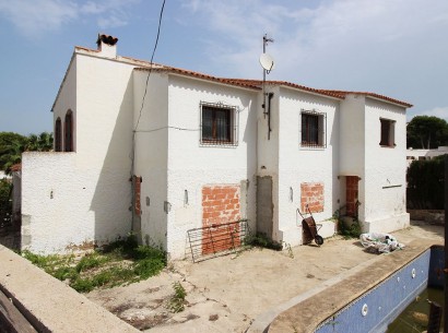 Resale - Villa -
Moraira - Pla de Mar