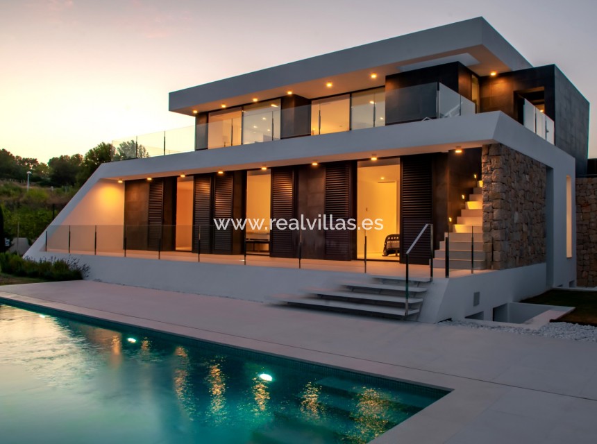 Resale - Villa -
Moraira - Sabatera