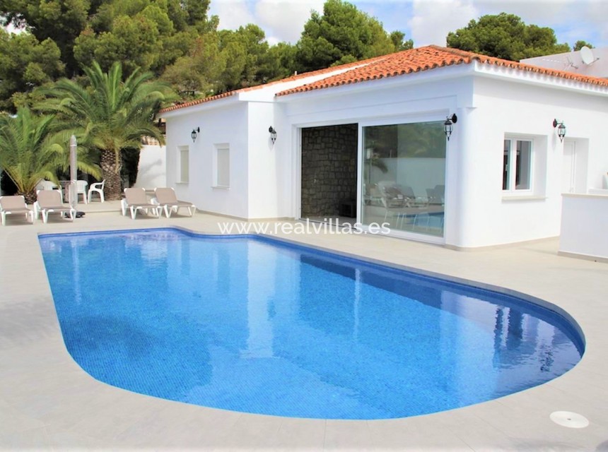 Resale - Villa -
Moraira - San Jaime