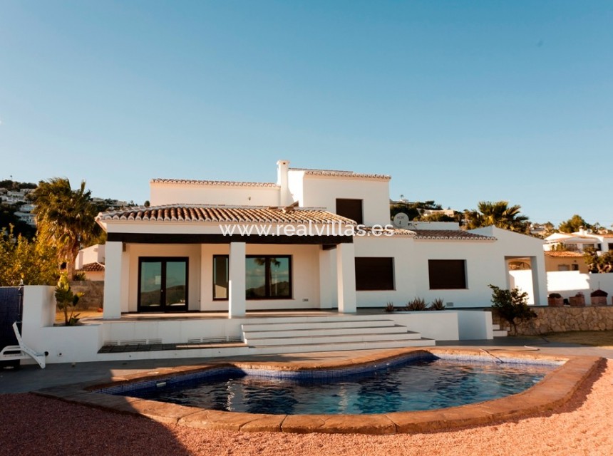 Resale - Villa -
Moraira