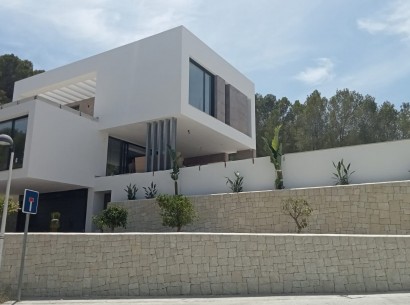 Resale - Villa -
Moraira