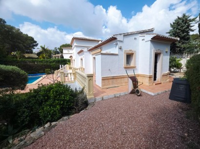 Resale - Villa -
Moraira