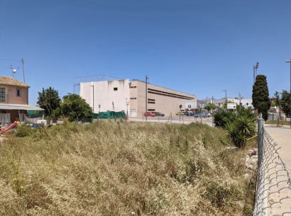 Revente - Building plot -
Denia - Center
