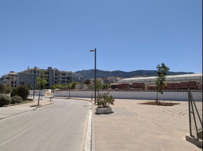 Revente - Building plot -
Denia - Center