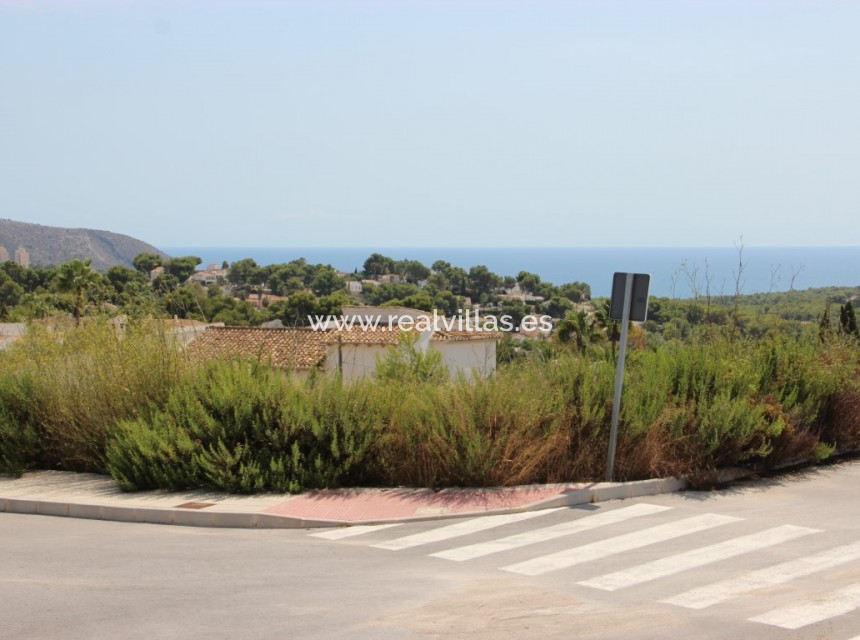 Revente - Building plot -
Moraira - Benimeit