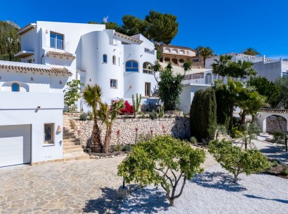 Revente - Villa -
Altea