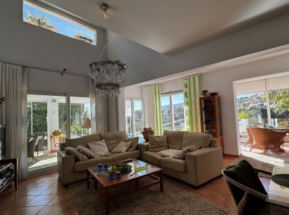 Revente - Villa -
Benissa