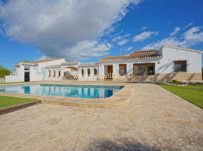 Revente - Villa -
Jávea - Las Laderas