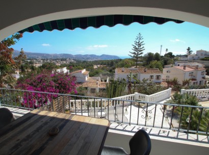 Revente - Villa -
Moraira - Benimeit