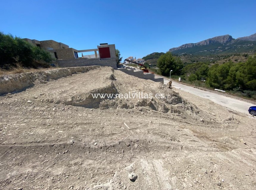 Sale - Building plot -
Calpe - Empedrola