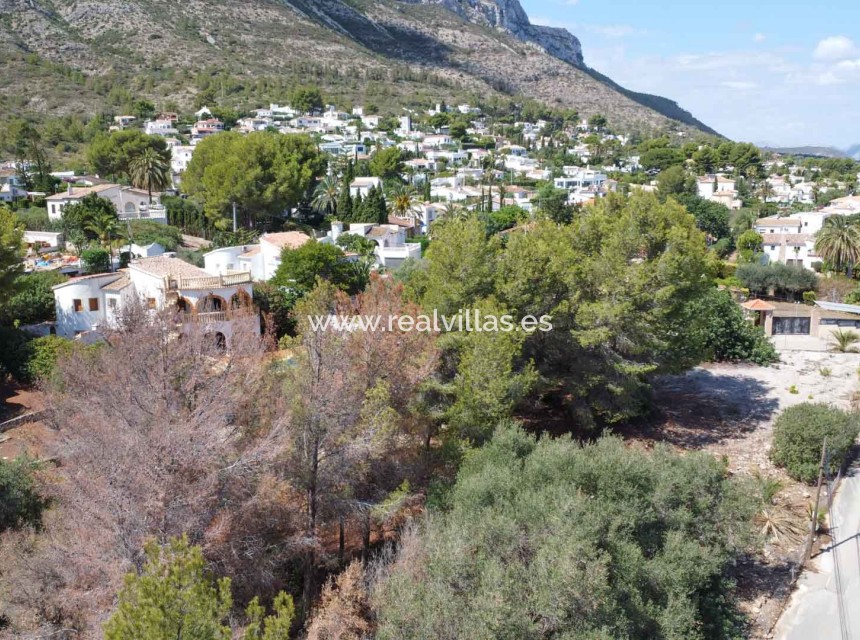 Sale - Building plot -
Denia - Don Quijote