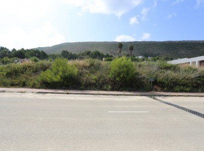 Sale - Building plot -
Jávea - Cansalades