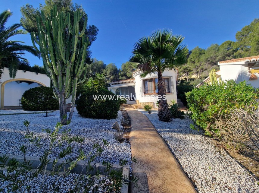 Sale - Bungalow -
Moraira - Pinar de l’Advocat