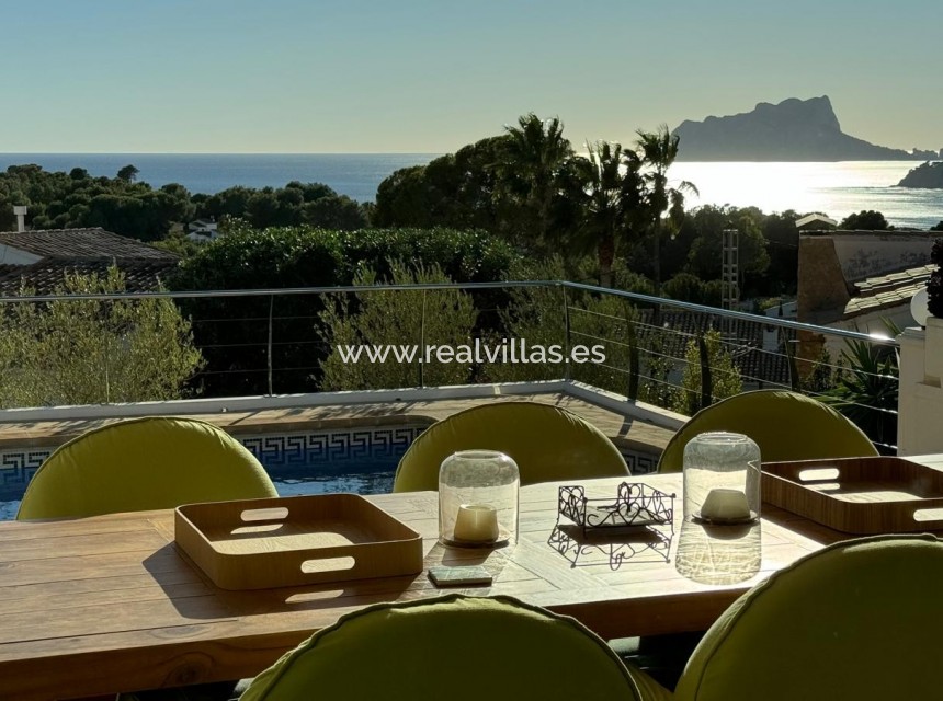 Sale - Luxury Villa -
Moraira - the portet