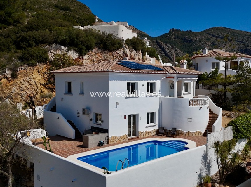 Sale - Villa -
Jalón