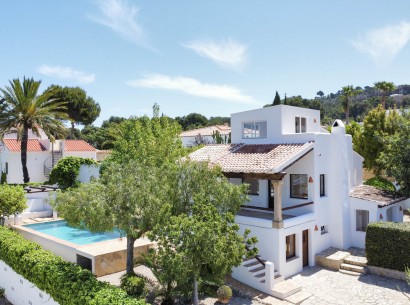 Sale - Villa -
Jávea - Tosalet