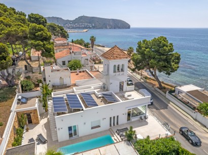 Sale - Villa -
Moraira - Centro