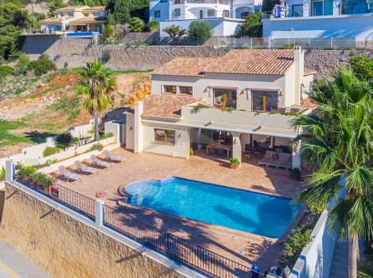 Sale - Villa -
Moraira - El Portet