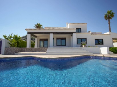 Sale - Villa -
Moraira - La Sabatera