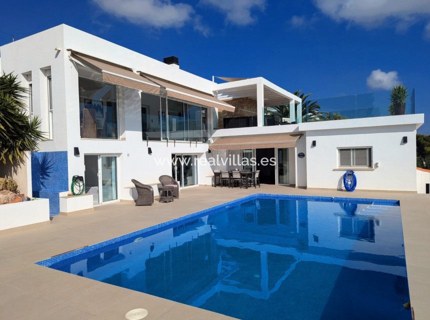 Sale - Villa -
Moraira - Pinar de L´Advocat