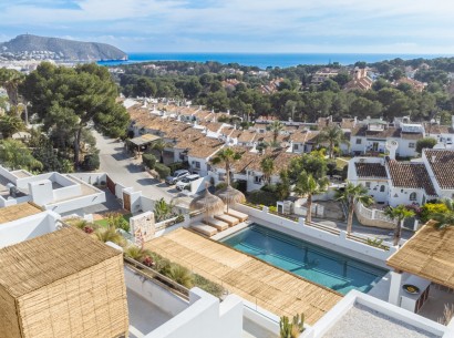 Sale - Villa -
Moraira