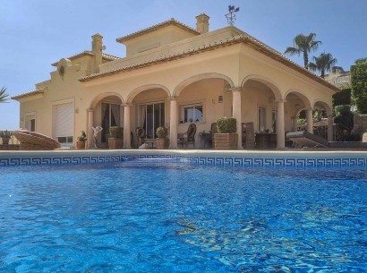 Sale - Villa -
Pedreguer - La Sella